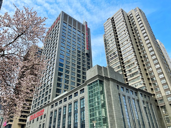 2015年，，，，，，燕徙至高新区光泰路7号自建办公大楼.jpg